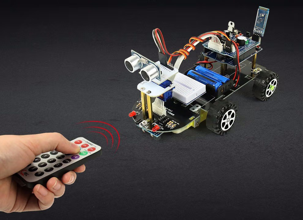 Aplicação do módulo BLE em carro de controle remoto inteligente